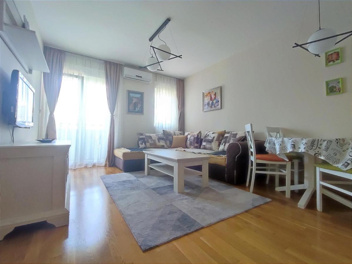 City Point Apartment 波德戈里察 外观 照片